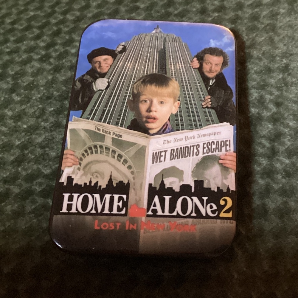 Vintage 1992 HOME ALONE 2 LOST IN NEW YORK Promo Movie Pinback Pin Button 🗽